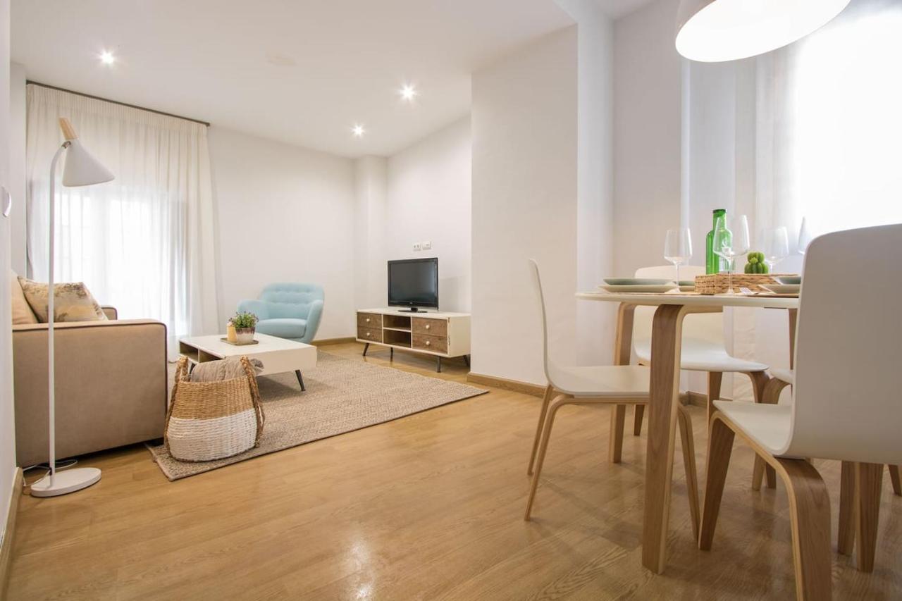 Luis Rey Central Suite By Valcambre Seville Luaran gambar
